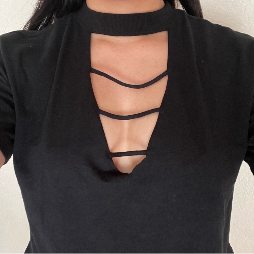 Wild Fable Gothic Y2K Black Lattice Cutout Crop T-Shirt Size Small